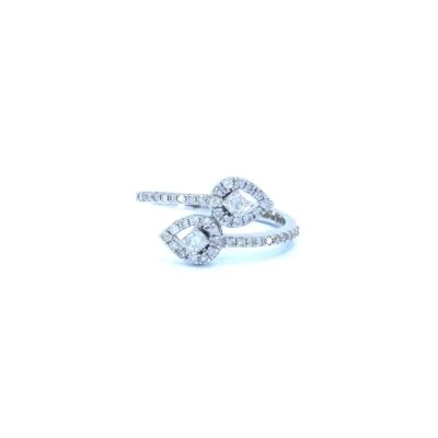 Twin leaf diamond ring