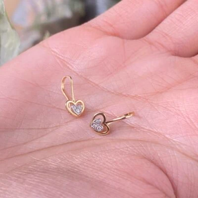 Hanging Heart Diamond Earrings
