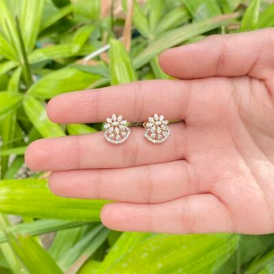 Lisa Sparkle Diamond Earrings